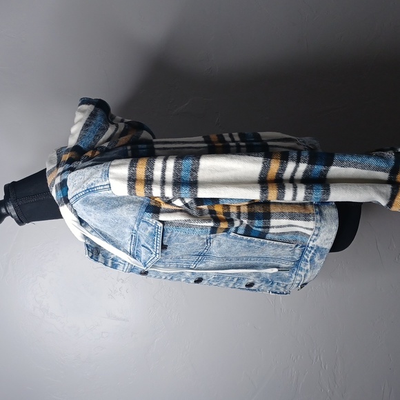 Denim & Plaid Hooded Jacket - Picture 4 of 7